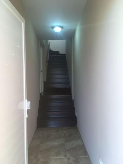 Independiente Estudio En Acogedora Casita De Mai 아데제 외부 사진